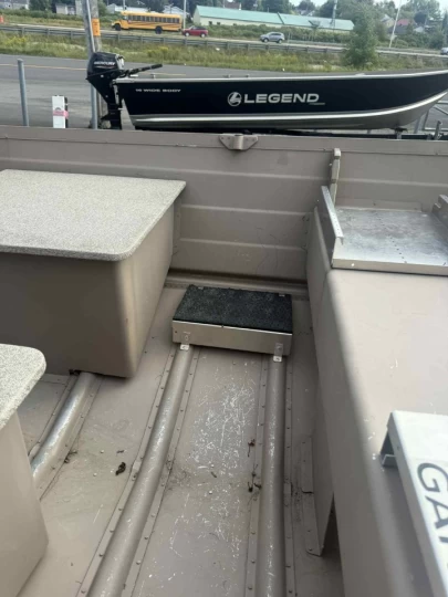 2011 LEGEND 14 WIDEBODY 