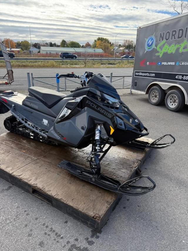 Polaris Indy 850  2021